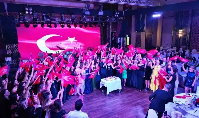 ANTGİAD'tan Cumhuriyet Balosu