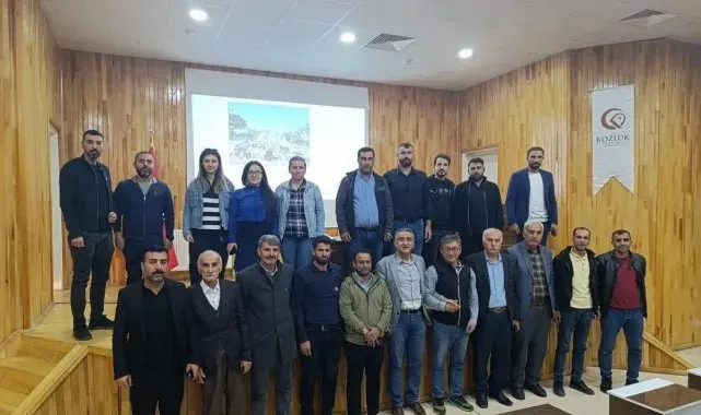 Batman'da Güney Kore ve Nepal'den gelen uzmanlar arıcılık eğitimi verdi