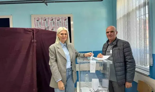 Bilecik'te yaşayan çifte vatandaşlık sahibi kişiler sandık başına gitti