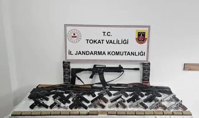 Tokat'ta huzur operasyonu, çok sayıda silah ele geçirildi