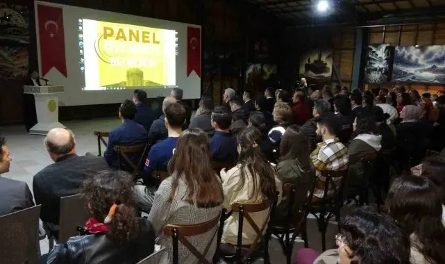 Çanakkale'de 'Afet Müzeye Gelmeden' konulu panel düzenlendi