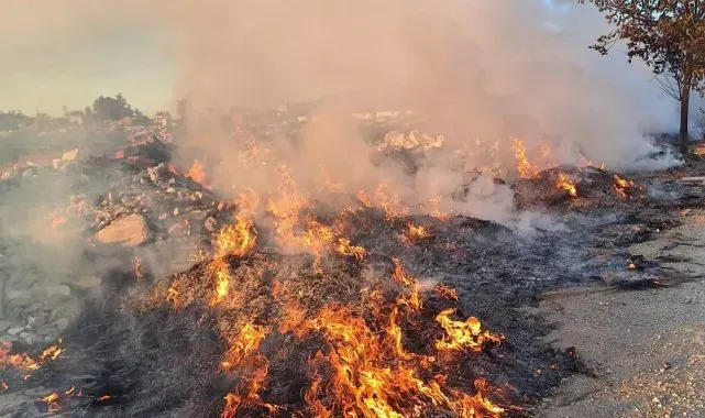 Antakya'da çöp yangını