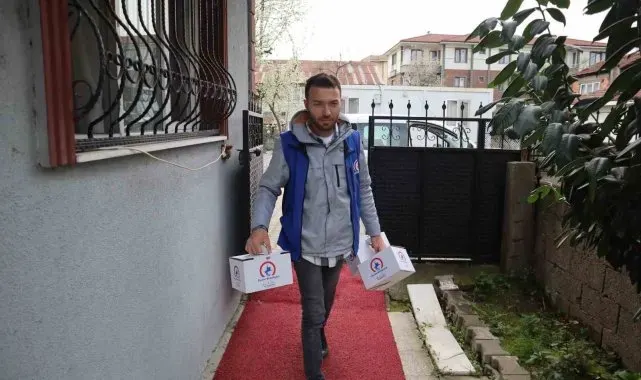 Düzce Belediyesi ihtiyaç sahiplerinin yanında