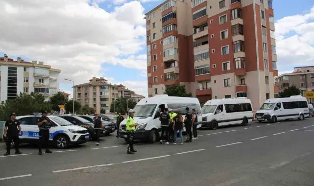 Tekirdağ'da okul ve yurt çevrelerinde güvenlik denetimleri: 16 aranan şahıs yakalandı
