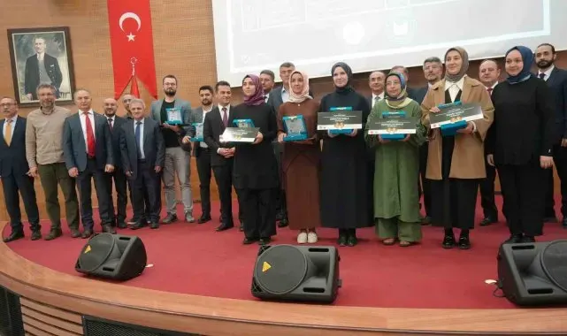 Kastamonu'da "5. Muhammed İhsan Oğuz Araştırma Ödülleri" sahiplerini buldu