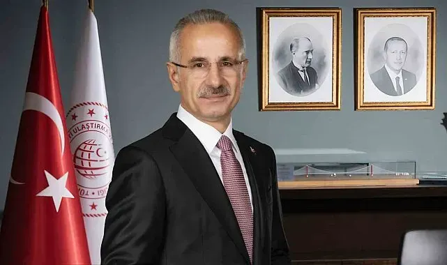 Bakan Uraloğlu: "30 Ağustos Zaferi, Cumhuriyetimizin sağlam temellerinin atıldığı bir zemin hazırlamıştır"