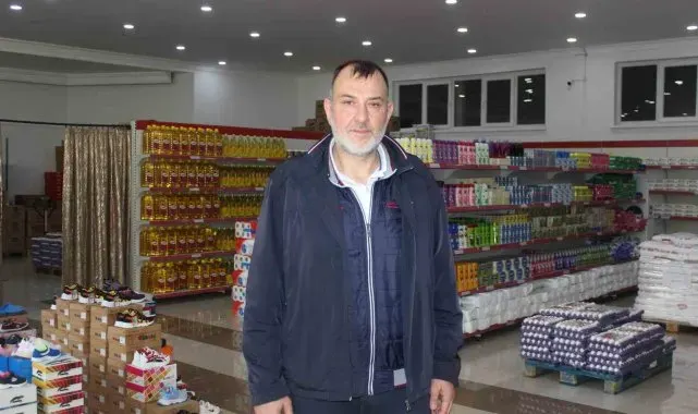 Bu markette nakit para ve kredi kartı geçmiyor