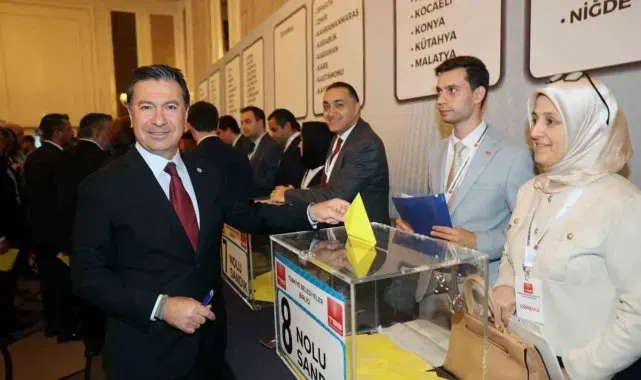 Başkan Aras Türkiye Belediyeler Birliği toplantısına katıldı