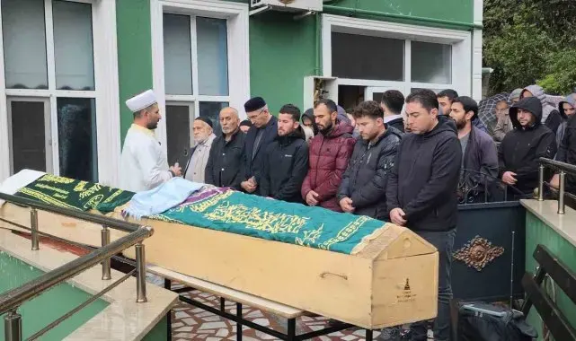 Karbonmonoksit gazından ölen çift toprağa verildi