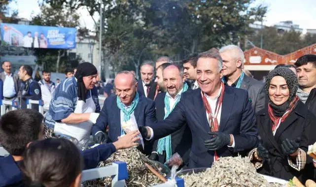 Sultangazi'de 7. Hamsi Festivali düzenlendi