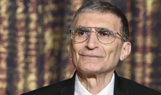 Azerbaycan'dan Türk bilim insanı Aziz Sancar'a "Şöhret Nişanı"